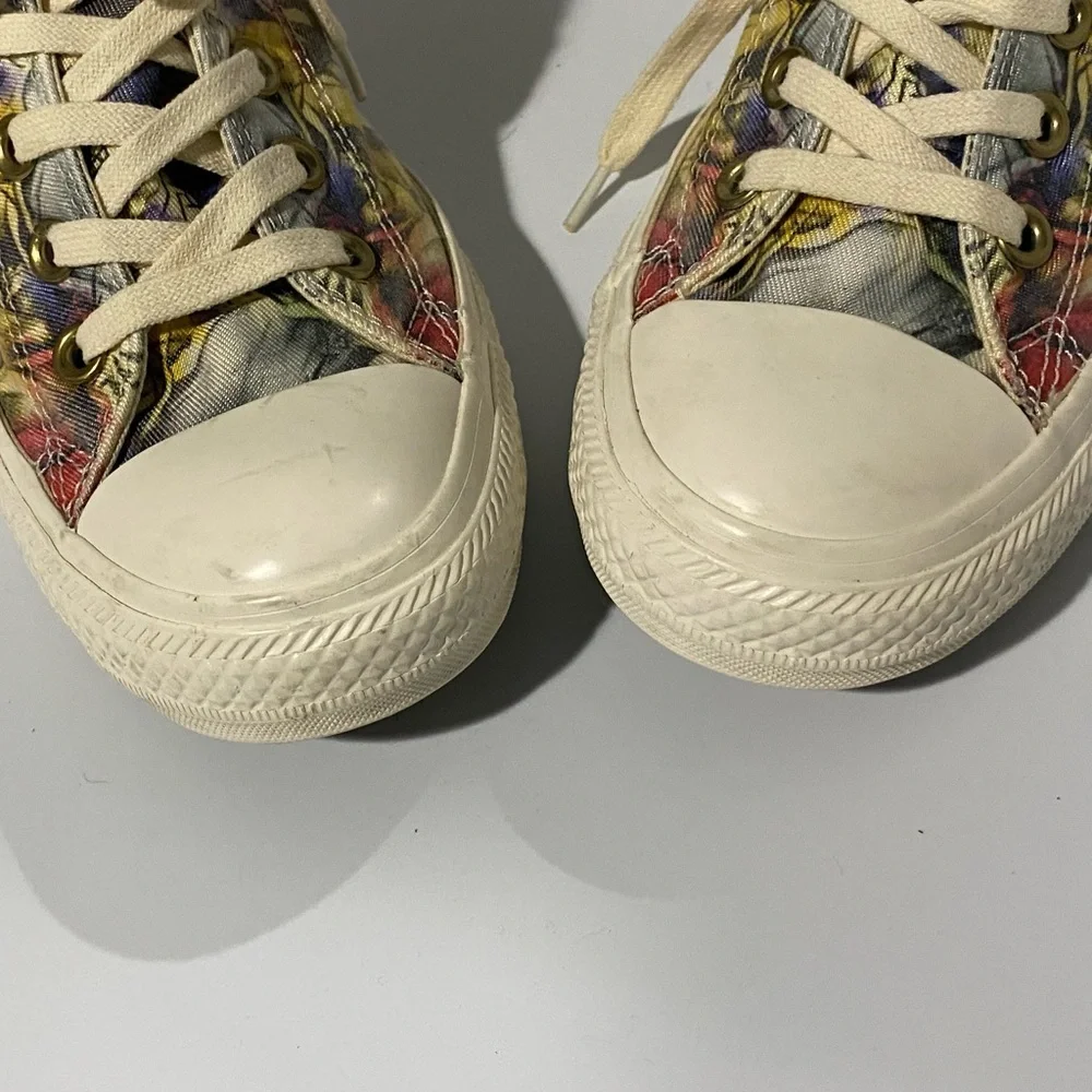 Converse Brown and Cream‎ High-Tops